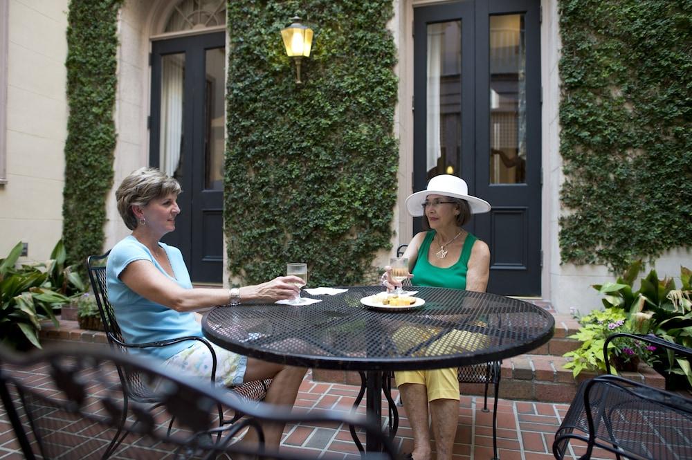 Fulton Lane Inn Charleston Exterior photo