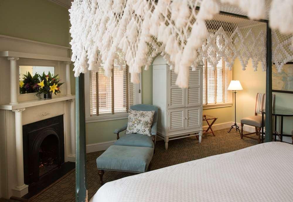 Fulton Lane Inn Charleston Room photo