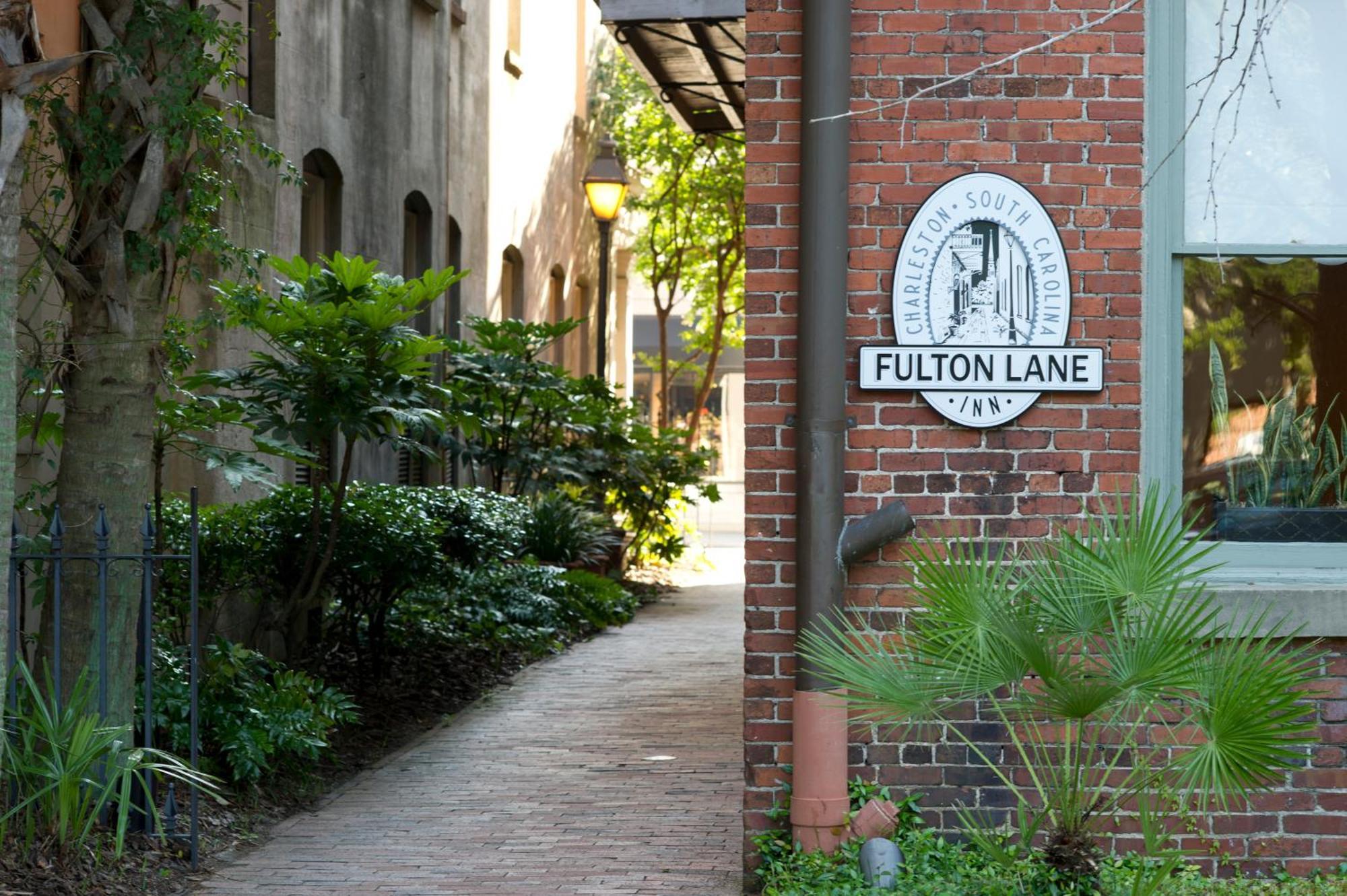 Fulton Lane Inn Charleston Exterior photo